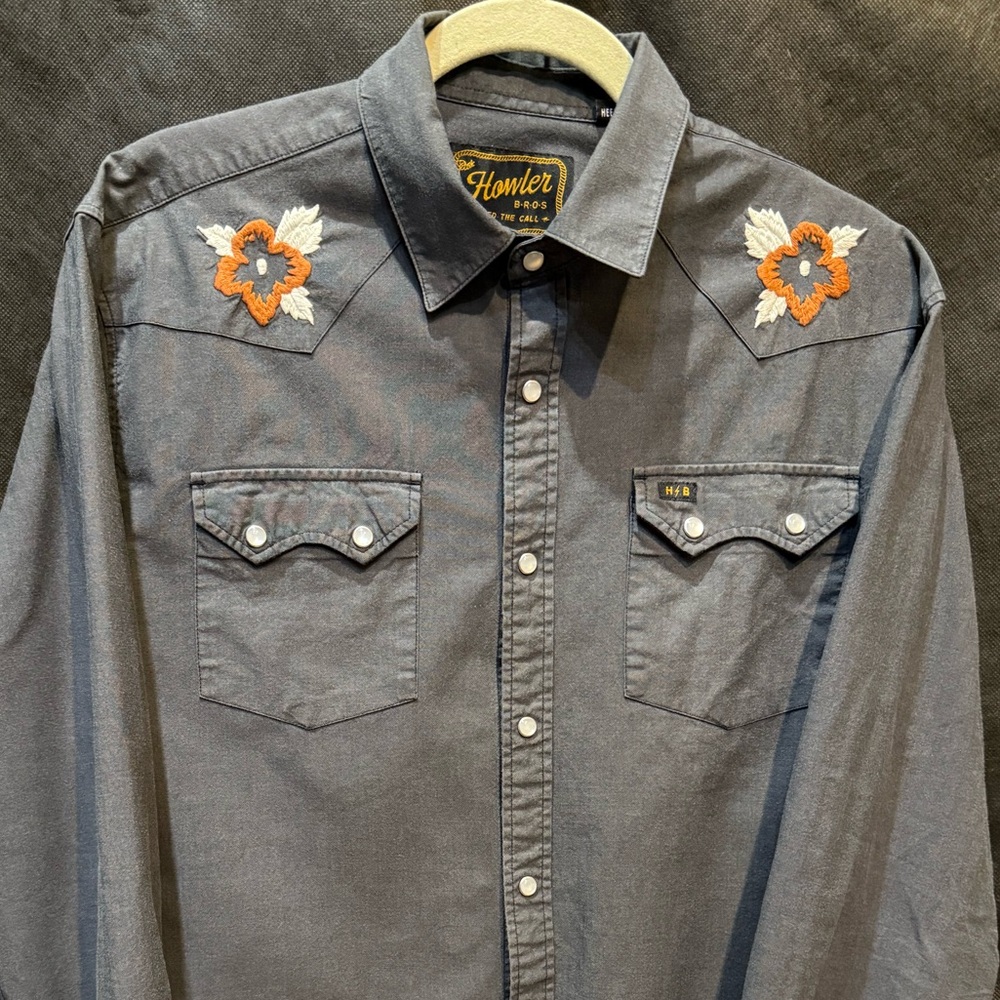 Howler Brothers Charcoal Shirt w/ Hibiscus Flowers - Floral Embroidery - MEDIUM - Picture 4 of 11